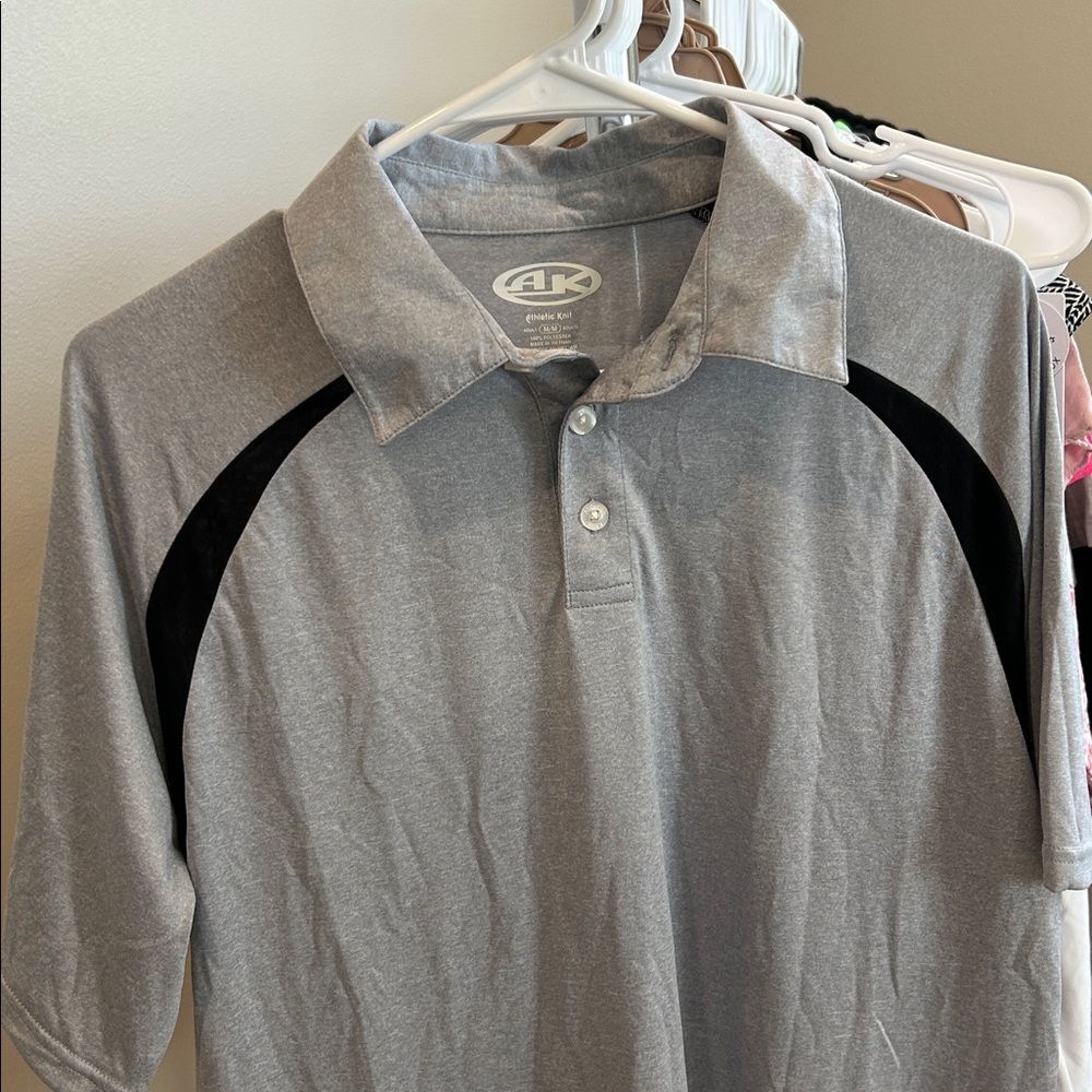 Men’s Grey Polo Shirt with Black Stripe Detail, NWOT, Size Medium - Picture 5 of 5